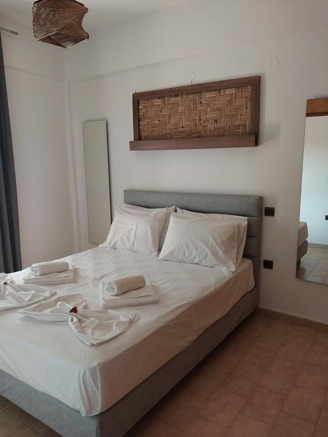 Passatempo Casa - 3 Bedroom Apartment Close To The Swimming Pool Gerani  ภายนอก รูปภาพ