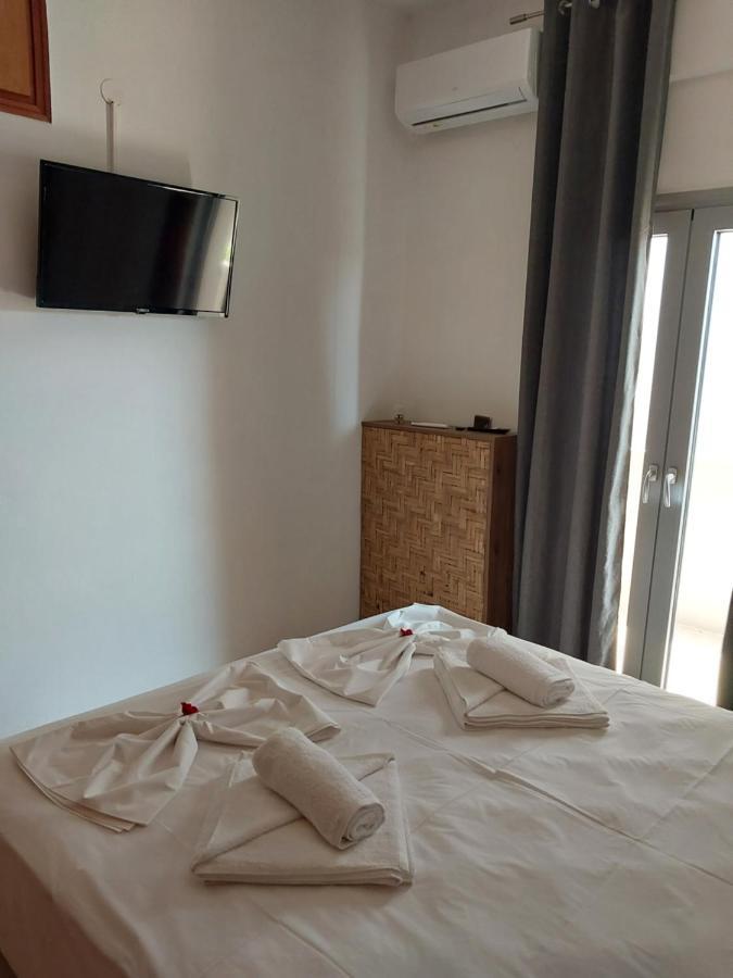 Passatempo Casa - 3 Bedroom Apartment Close To The Swimming Pool Gerani  ภายนอก รูปภาพ
