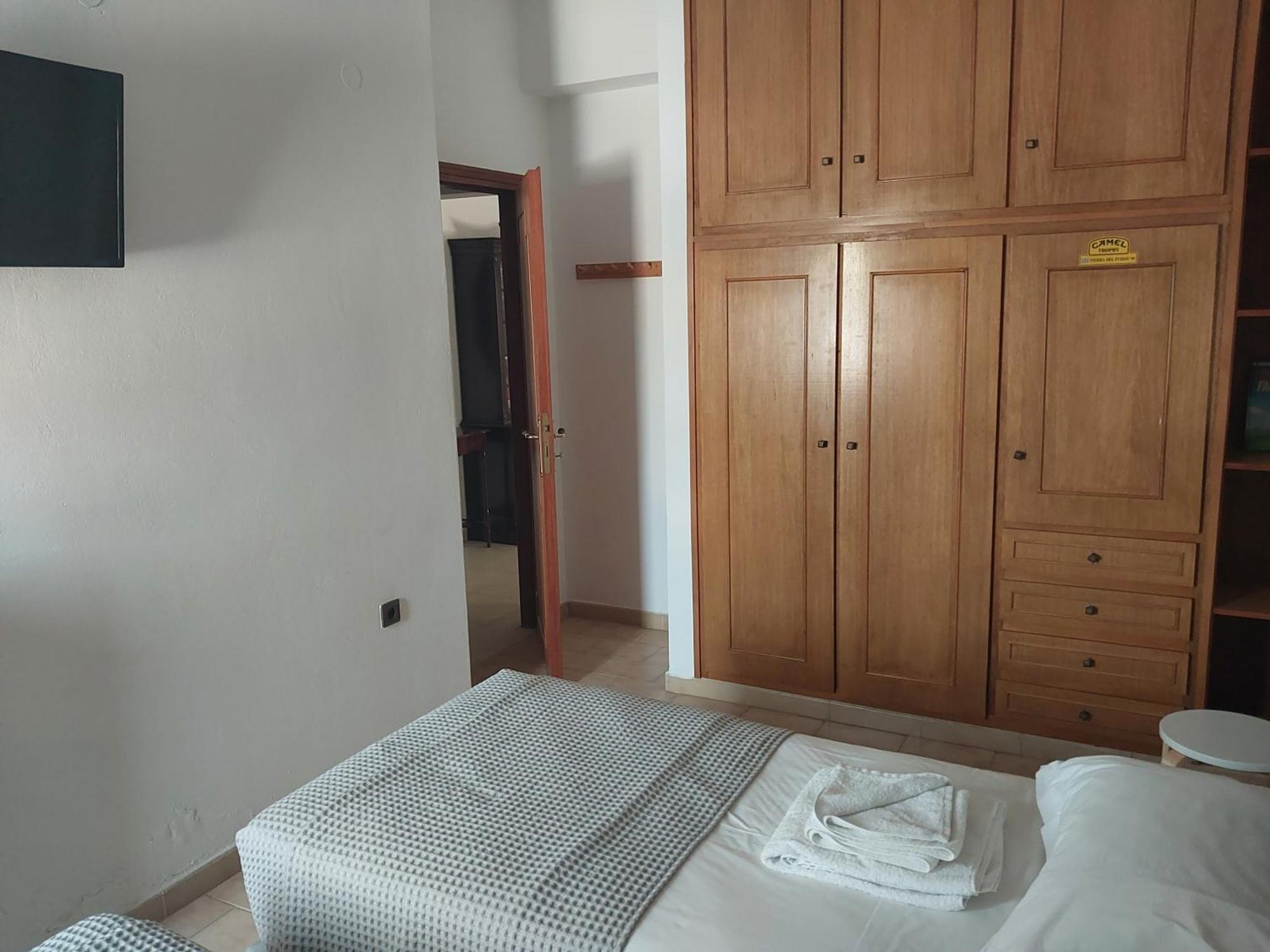 Passatempo Casa - 3 Bedroom Apartment Close To The Swimming Pool Gerani  ภายนอก รูปภาพ